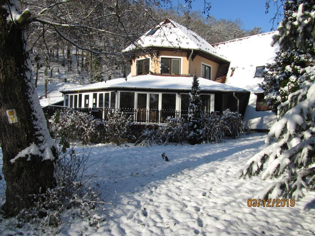 Hotel Sikfokut Noszvaj Exterior foto